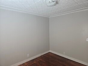 70 Cleveland St in Manchester, NH - Building Photo - Building Photo