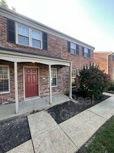 1250 Clarkson Ct-Unit -#1250 in Ellisville, MO - Building Photo - Building Photo