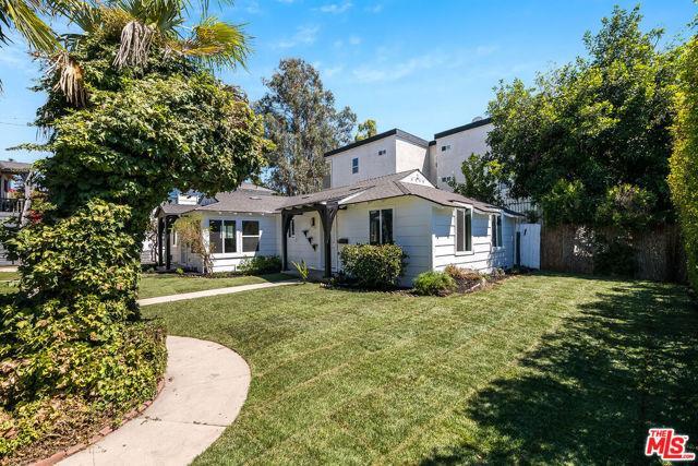 property at 4522 Laurel Canyon Blvd