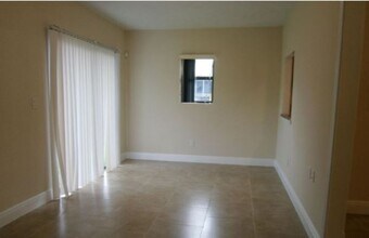 718 SW Alton Cir in Port St. Lucie, FL - Building Photo - Building Photo