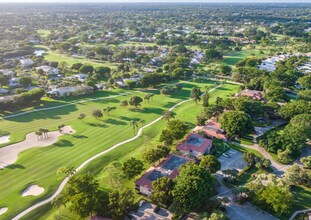 7 Southport Ln in Boynton Beach, FL - Building Photo - Building Photo