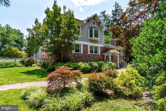 5303 Danbury Rd in Bethesda, MD - Building Photo - Building Photo