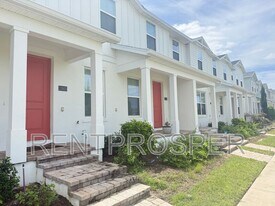 13925 Easdale Aly in Winter Garden, FL - Building Photo