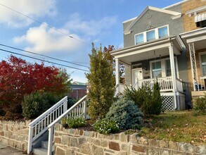 749 Hamilton St NW in Washington, DC - Foto de edificio - Building Photo