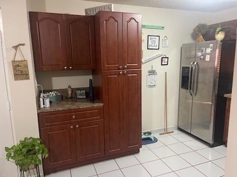 2740 W 61st St, Unit 205 in Hialeah, FL - Foto de edificio - Building Photo