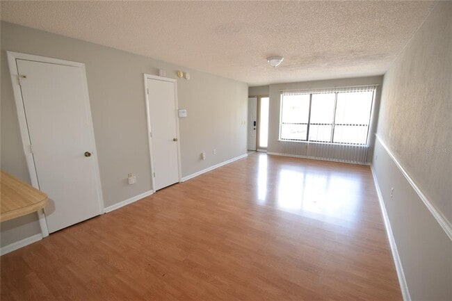 450 Market Square E in Lakeland, FL - Building Photo - Building Photo