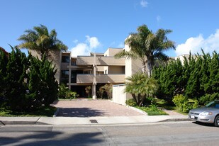 Sea Bluffs Condominums Apartments