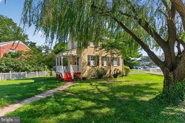 property at 4736 Wilson Blvd