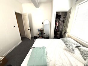 923 Beacon St, Unit #2 in Boston, MA - Building Photo - Building Photo