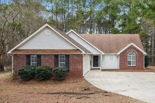 47 Noah Dr in Newnan, GA - Building Photo