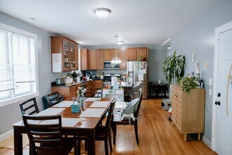 6526 S Kimbark Ave in Chicago, IL - Building Photo - Building Photo