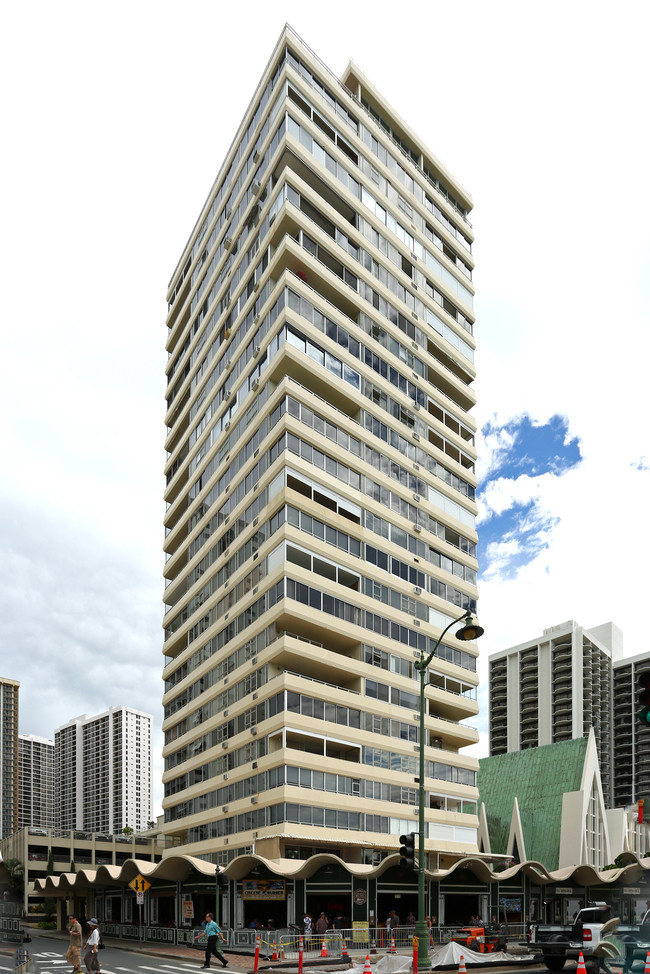 2500 Kalakaua Ave