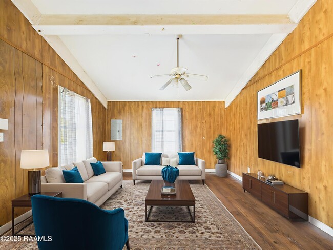 111 Sternberg Dr in Lafayette, LA - Building Photo - Building Photo