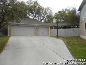 13838 Shavano Downs in San Antonio, TX - Building Photo - Building Photo
