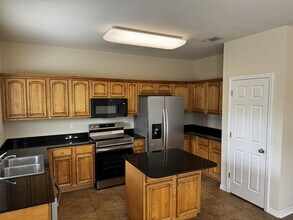 1512 Bentley Cir in Fort Walton Beach, FL - Building Photo - Building Photo