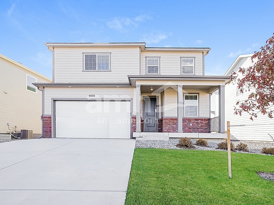 4000 Wyedale Way in Colorado Springs, CO - Foto de edificio