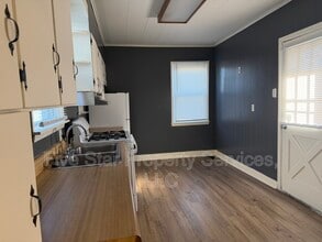 421 W Reynolds St in Springfield, IL - Building Photo - Building Photo