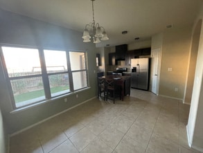 5808 Montevista Dr in Laredo, TX - Building Photo - Building Photo