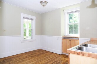 5 Pine Pl, Unit 5 in Burlington, VT - Foto de edificio - Building Photo