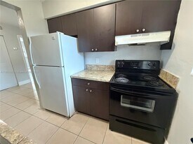 2129 Davie Blvd in Fort Lauderdale, FL - Building Photo