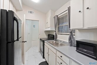 2014 Colony Dr SW in Huntsville, AL - Building Photo - Building Photo