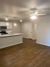11311 Breckenridge Dr in Oklahoma City, OK - Foto de edificio - Building Photo