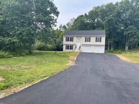 149 Moxley Rd in Montville, CT - Building Photo