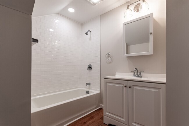 44 Dean St-Unit -102 in Taunton, MA - Building Photo - Building Photo
