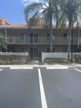 5952 Regal Glen Dr in Boynton Beach, FL - Building Photo - Building Photo