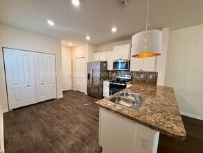 7947 Echo Springs Rd in Jacksonville, FL - Building Photo - Building Photo