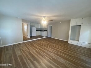 374 Massalina Dr in Panama City, FL - Building Photo - Building Photo