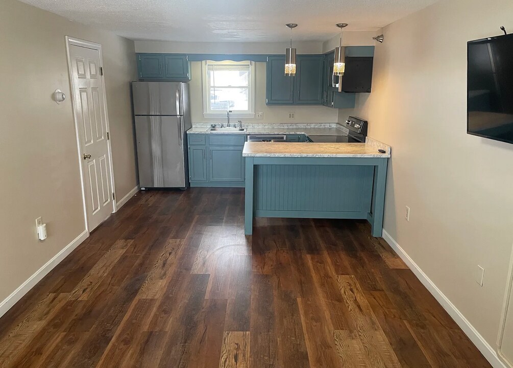 844 State St, Unit 35 in Bangor, ME - Foto de edificio