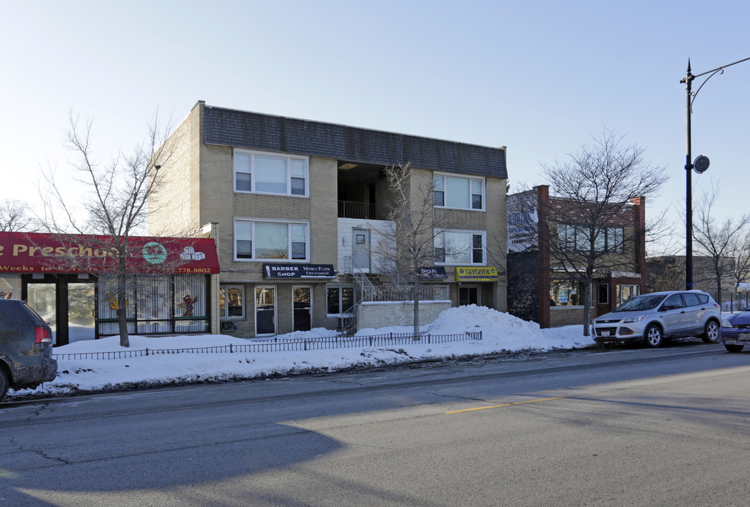 8120 S Kedzie Ave in Chicago, IL - Foto de edificio