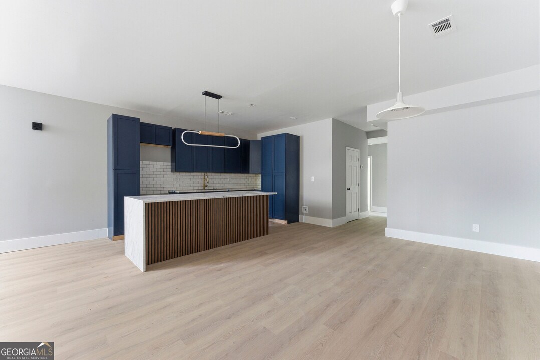 1409 Northwest Dr NW in Atlanta, GA - Foto de edificio