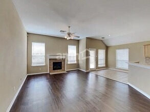 214 Autumn Creek Ln in Richmond, TX - Building Photo - Building Photo