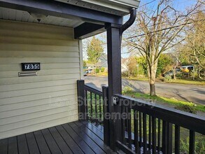 7855 N Wabash Ave in Portland, OR - Building Photo - Building Photo