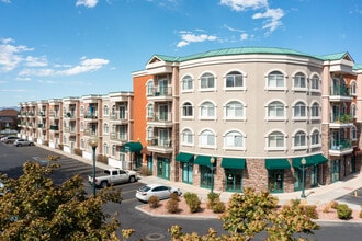 Village on Main Street Senior in Bountiful, UT - Foto de edificio - Building Photo