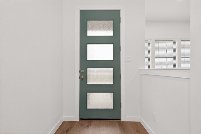 property at 3203 Home Ct