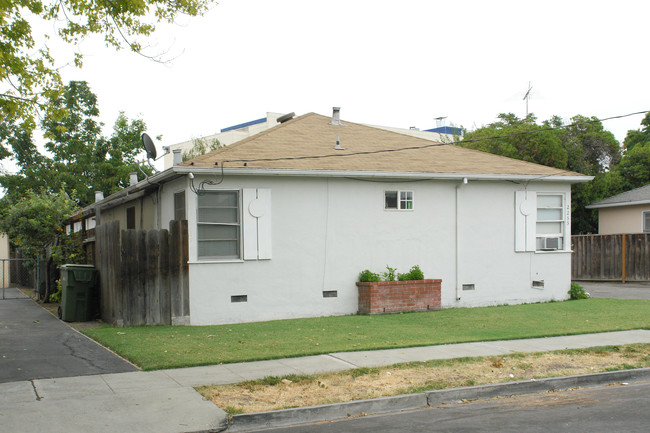 2255 Avila Ave in Santa Clara, CA - Building Photo - Building Photo