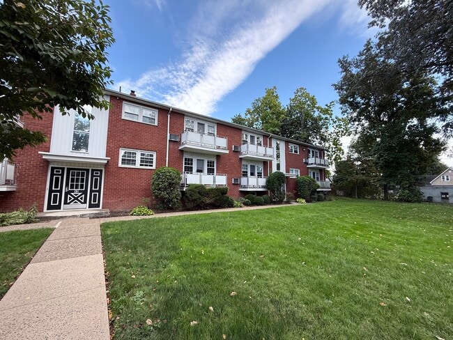 30 S Henry St, Unit 1G