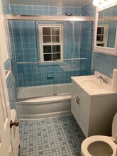 29 Lexington Ave in Westbury, NY - Foto de edificio - Building Photo