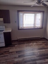2009 Cleveland St in Eau Claire, WI - Building Photo - Building Photo