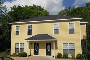 2316 Summerville Rd in Phenix City, AL - Building Photo