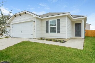 11923 Lake Park in San Antonio, TX - Building Photo - Building Photo