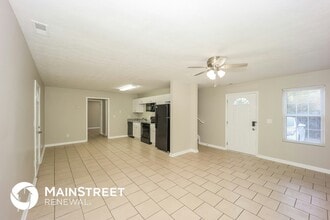 6115 Forrest Ave in Union City, GA - Foto de edificio - Building Photo