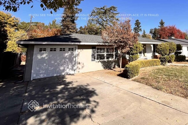 909 Cottage Dr in Woodland, CA - Foto de edificio - Building Photo