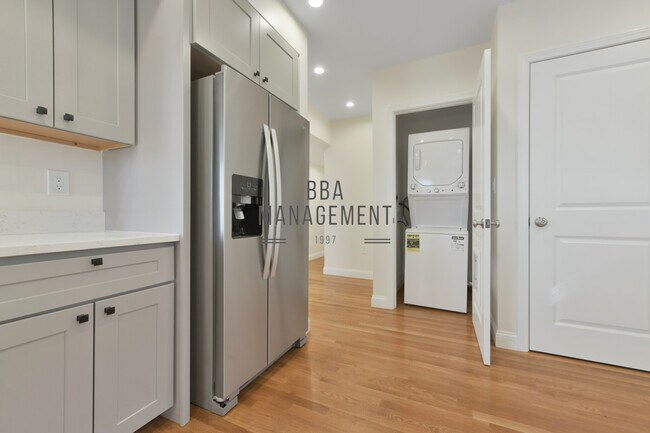 48 Manthorne Rd, Unit 1 in Boston, MA - Building Photo - Building Photo