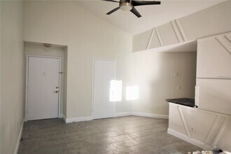 3927 Atrium Dr in Orlando, FL - Building Photo - Building Photo