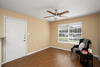 Keystone Apartments in Weslaco, TX - Building Photo - Building Photo