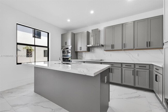 15441 SW 20 Ln in Miami, FL - Building Photo - Building Photo